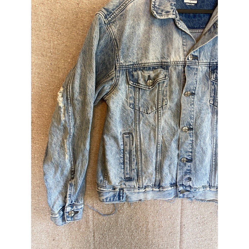 Mens  Sz Small KSUBI Distressed Jeans Denim Jacket Light Wash Rocker - Picture 3 of 10